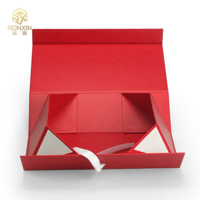 Red Paperboard Foldable Gift Boxes With Ribbon Gift Packaging
